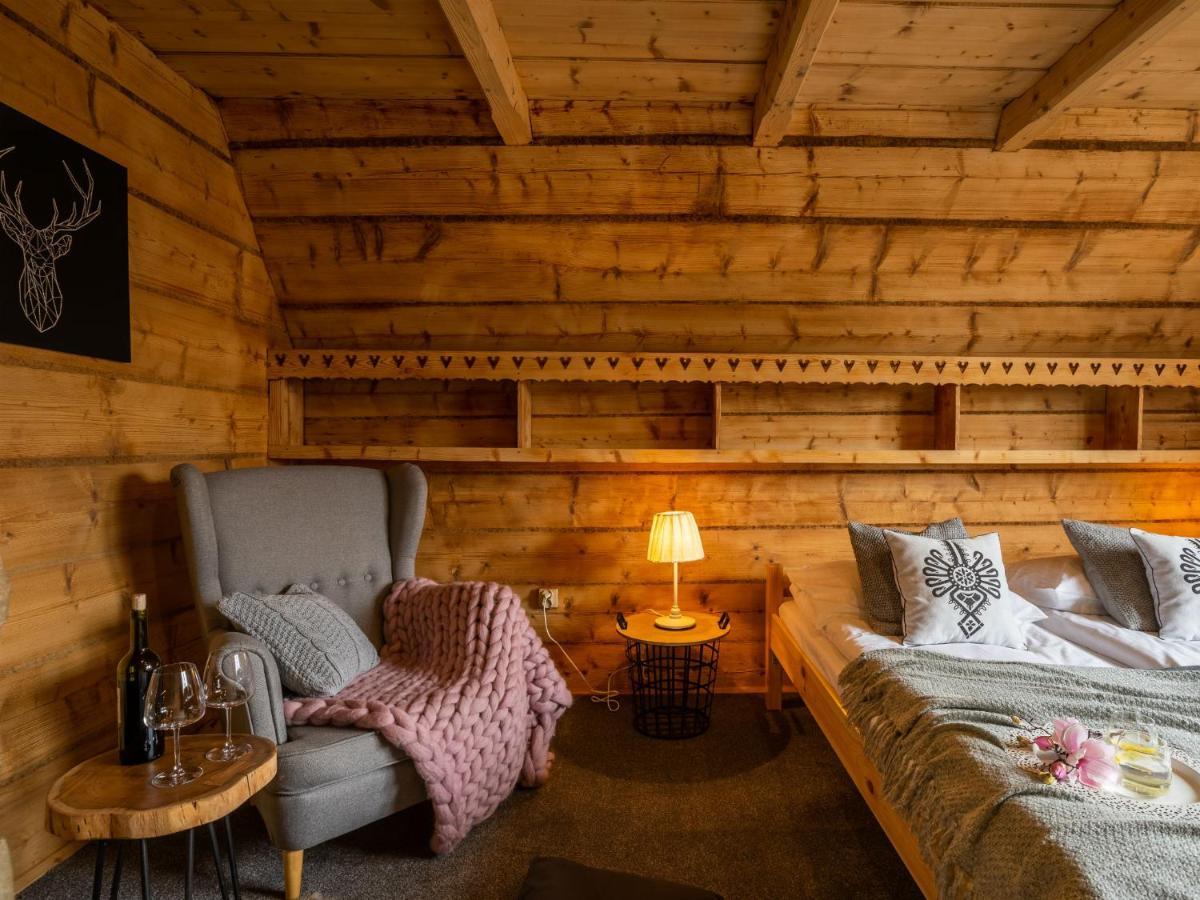 Chalet Folk *